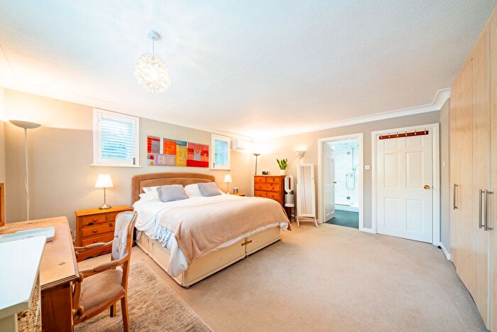 4 Bedroom Detached House For Sale In Richmond Drive, Mapperley Park, NG3