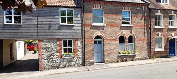 3 Bedroom Terraced House To Rent In Glyde Path Road, Dorchester, DT1