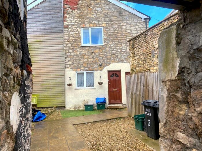 3 Bedroom Apartment To Rent In Church Lane, Paulton, BS39