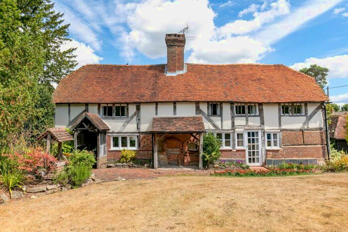 6 Bedroom Detached House For Sale In Rusper Road, Crawley, RH11