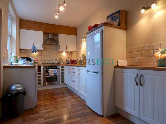 4 Bedroom Terraced House To Rent In Harrow Road, Leicester, LE3