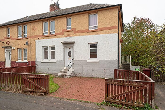 2 Bedroom Flat For Sale In Elmbank Crescent, Hamilton, ML3