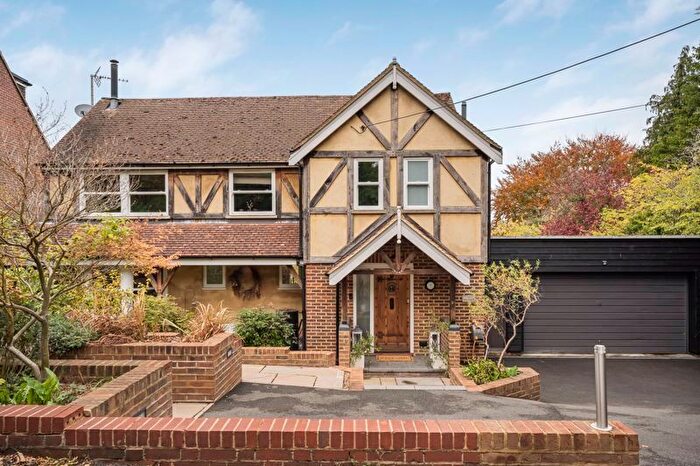 4 Bedroom Detached House For Sale In Upper Icknield Way, Aston Clinton, HP22