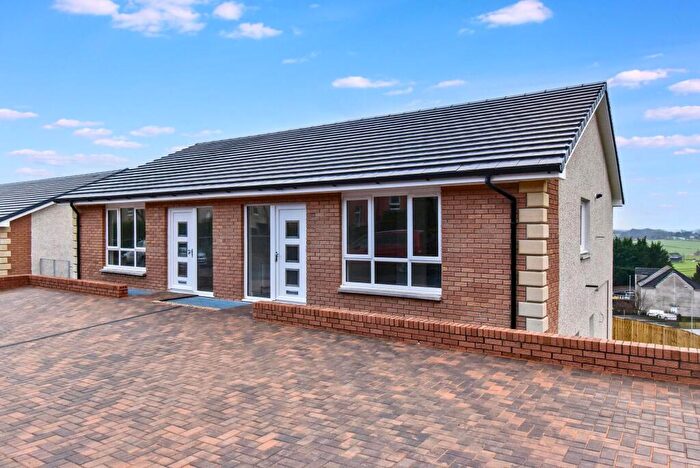 3 Bedroom Semi-Detached House For Sale In Hillside, Croy, G65