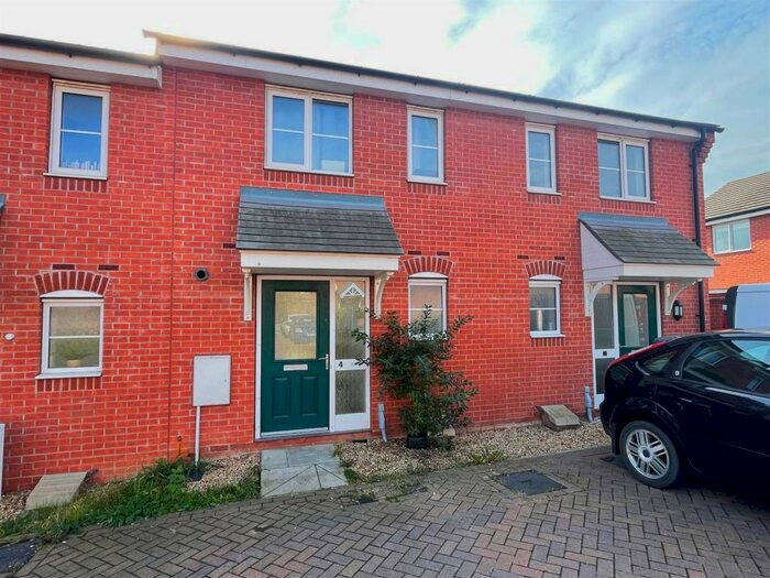 2 Bedroom Terraced House To Rent In Hexham Avenue, Bourne, PE10