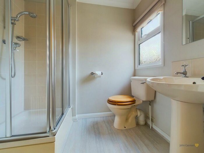 2 Bedroom Detached Bungalow For Sale In Patterdale Road, Alvaston, Derby, DE24