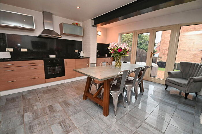 3 Bedroom Town House For Sale In Barberry Court, Barnsley, S70