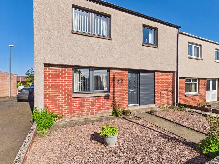 2 Bedroom End Of Terrace House For Sale In , Glamis Road, Kirriemuir, Angus, DD8