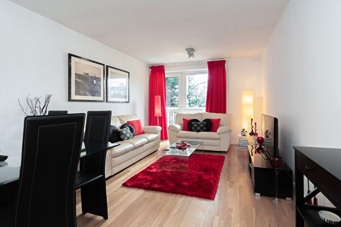2 Bedroom Flat To Rent In Finchley Road, West Hampstead, NW3
