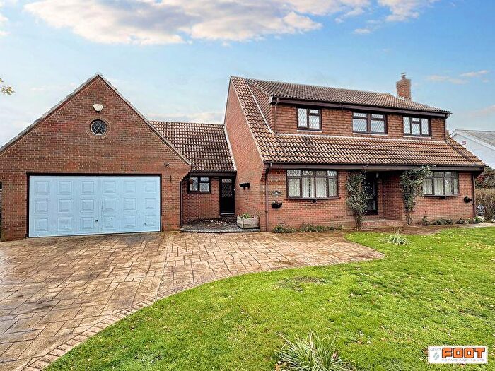 4 Bedroom Detached House For Sale In Marine Walk, Hayling Island, PO11
