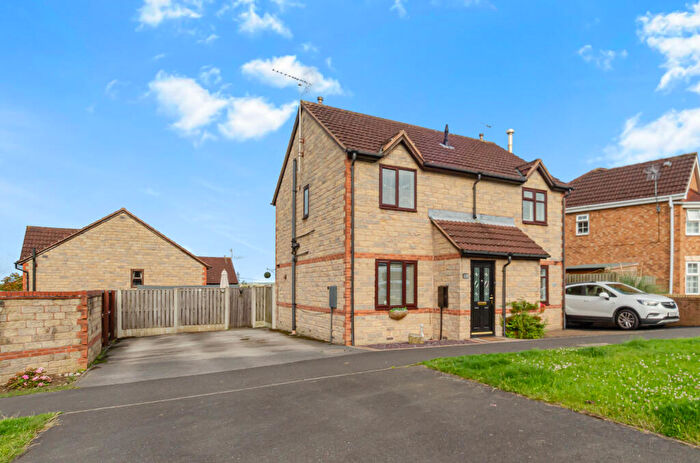 2 Bedroom Semi-Detached House For Sale In Bamford Road, Chesterfield, S43