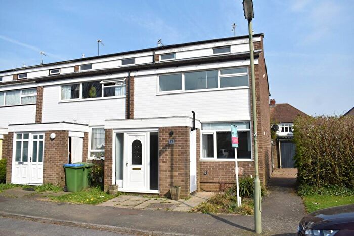 3 Bedroom End Of Terrace House To Rent In Ingrams Close, Hersham Village, KT12