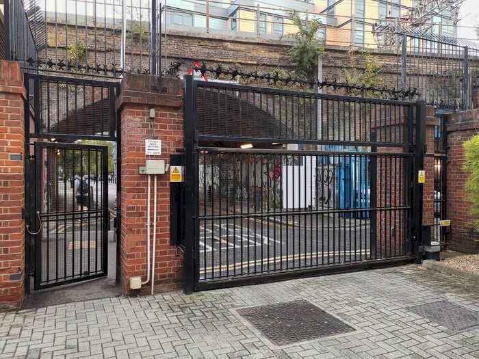 2 Bedroom Flat To Rent In Sunlight Square, Bethanal Green, London, E2