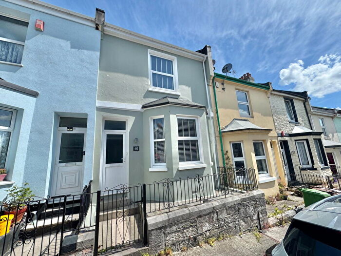 3 Bedroom Terraced House For Sale In Holdsworth Street, Plymouth, Devon, PL4
