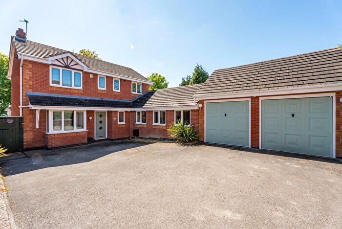 4 Bedroom Detached House For Sale In Kensington Gardens, Carlton, NG4