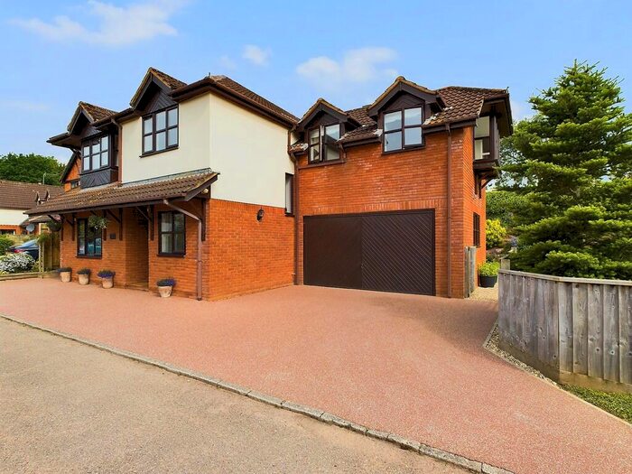 4 Bedroom Detached House For Sale In Venn Ottery, EX11