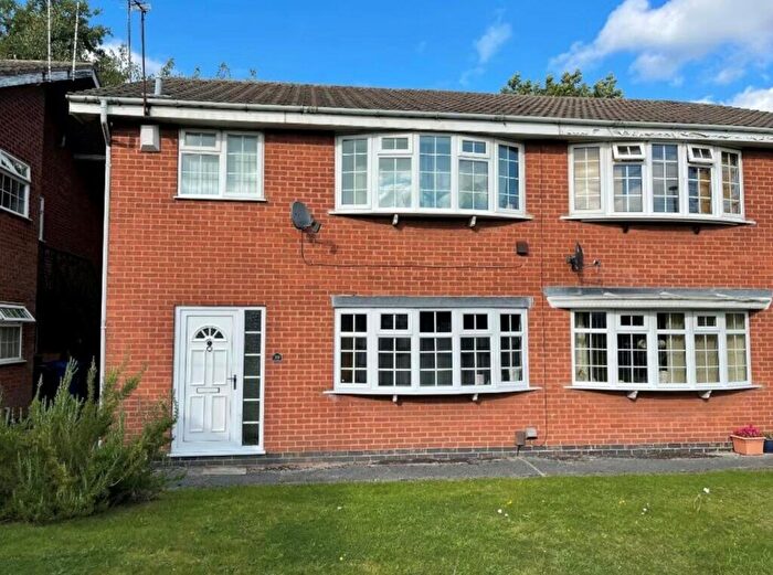 2 Bedroom Apartment To Rent In Dean Close, Littleover, Derby, DE23
