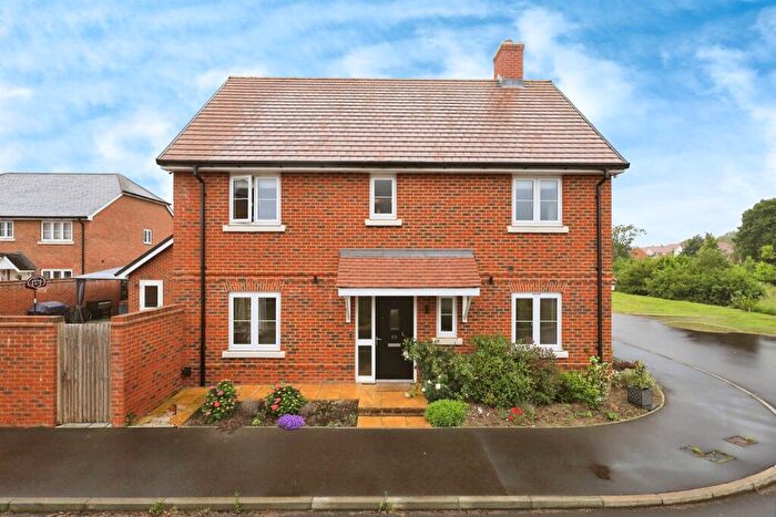 4 Bedroom Detached House For Sale In Trefoil Road, Hellingly, Hailsham, BN27