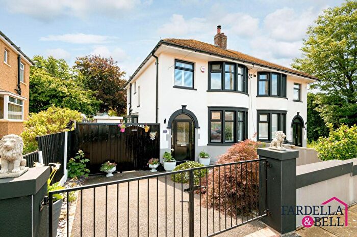 3 Bedroom Semi-Detached House For Sale In Woodside Road, Accrington, BB5