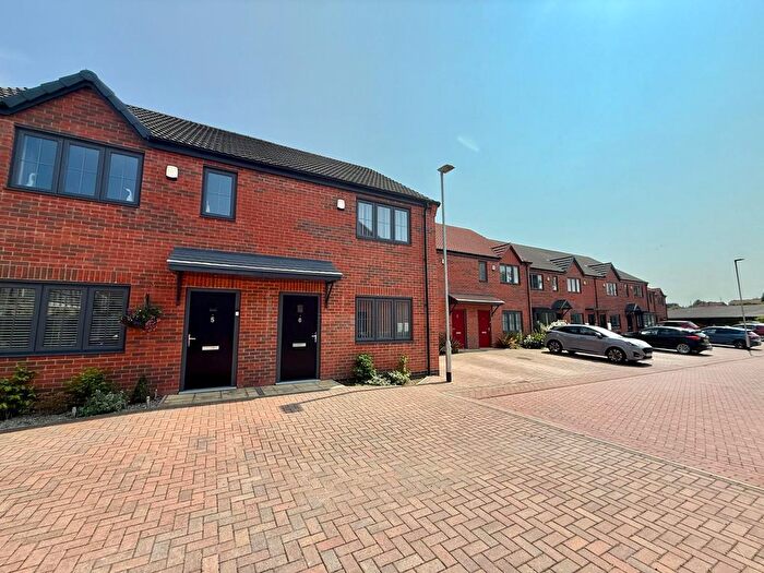 3 Bedroom Semi-Detached House To Rent In Bentley Close, Driffield, YO25