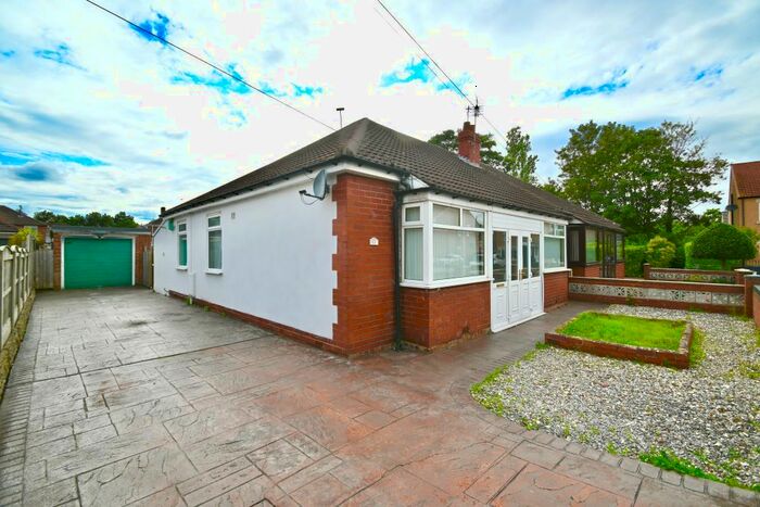 3 Bedroom Semi-Detached Bungalow To Rent In Sunnyside, Edenthorpe, Doncaster, DN3