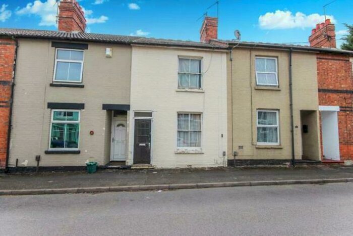 3 Bedroom Property To Rent In Midland Road, Rushden, NN10