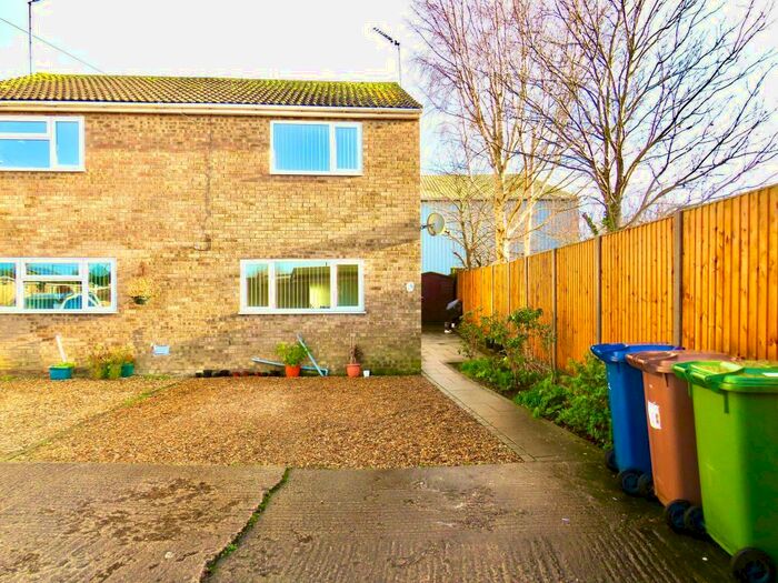 2 Bedroom Semi-Detached House To Rent In Ash Tree Close, Wimblington, March, PE15