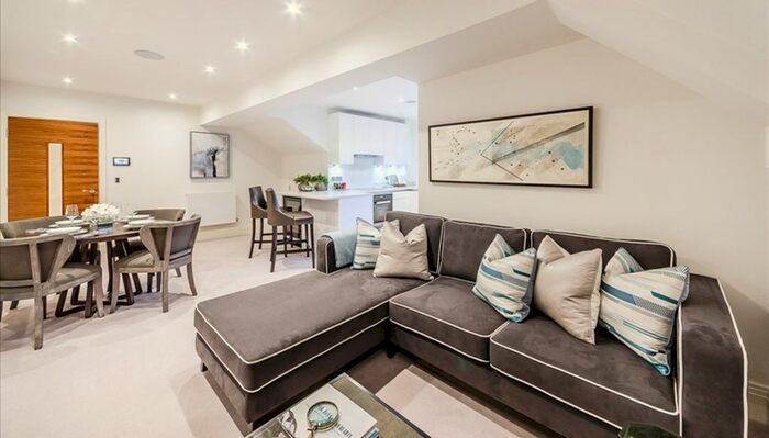 2 Bedroom Flat To Rent In Rainville Road, Palace Wharf Rainville Road, W6