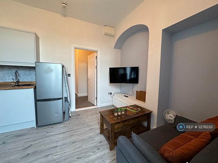 1 Bedroom Flat To Rent In Mount Pleasant, Swansea, SA1