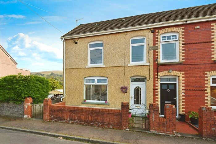 3 Bedroom Semi-Detached House For Sale In Upper Colbren Road, Gwaun Cae Gurwen, Ammanford, Neath Port Talbot, SA18