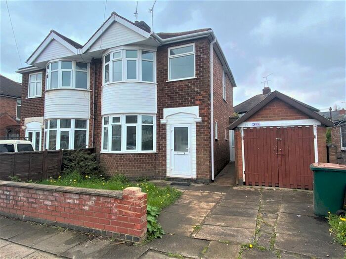 3 Bedroom Semi-Detached House To Rent In Selworthy Road, Coventry, CV6
