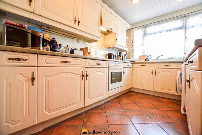 3 Bedroom Terraced House To Rent In West Arbour Street, Whitechapel, London, E1