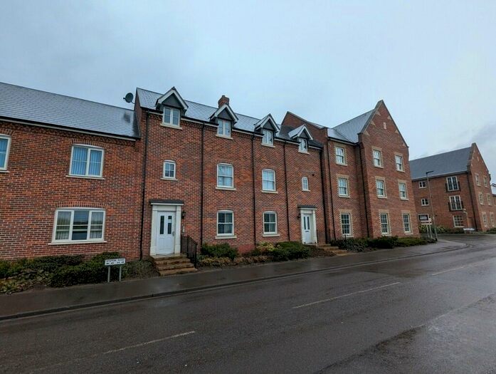 2 Bedroom Flat To Rent In Bibbys Way, Framlingham, IP13