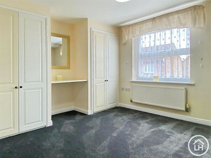 2 Bedroom Apartment To Rent In Monarch DriveSittingbourneKent, ME10