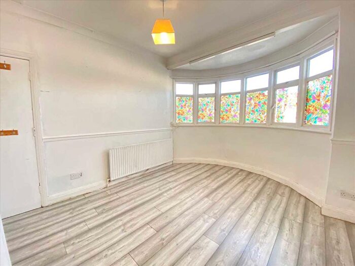 Property To Rent In Blackmore Avenue, Southall, UB1