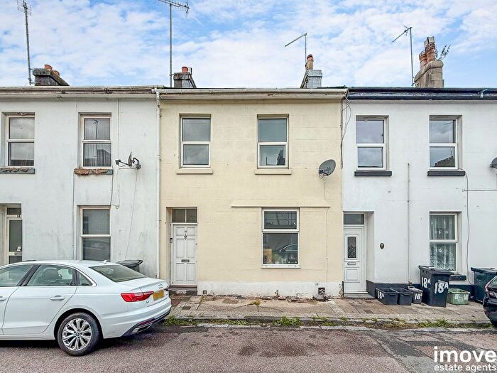 2 Bedroom Flat To Rent In Parkfield Road, Torquay, TQ1