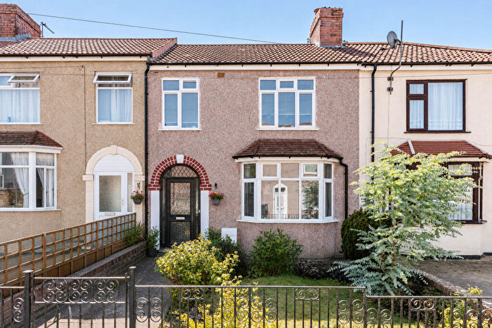 3 Bedroom Terraced House For Sale In Glenburn Road, St George, BS15