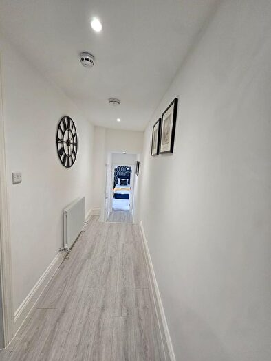 1 Bedroom Flat To Rent In St George's House, - St George's Road, Brighton, BN2