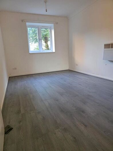 1 Bedroom Flat To Rent In Harts Lane, Barking, IG11