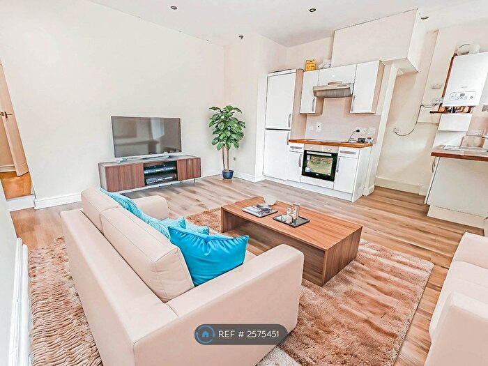 1 Bedroom Flat To Rent In Prince Street, Bacup, OL13