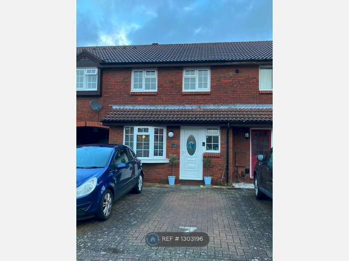 4 Bedroom Terraced House To Rent In Moraunt Close, Gosport, PO12