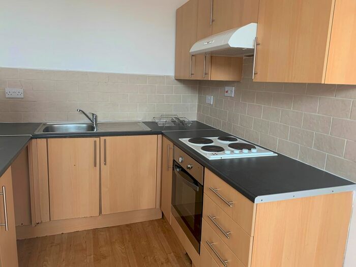 2 Bedroom Flat To Rent In Baker Road, Giltbrook, Nottingham, NG16