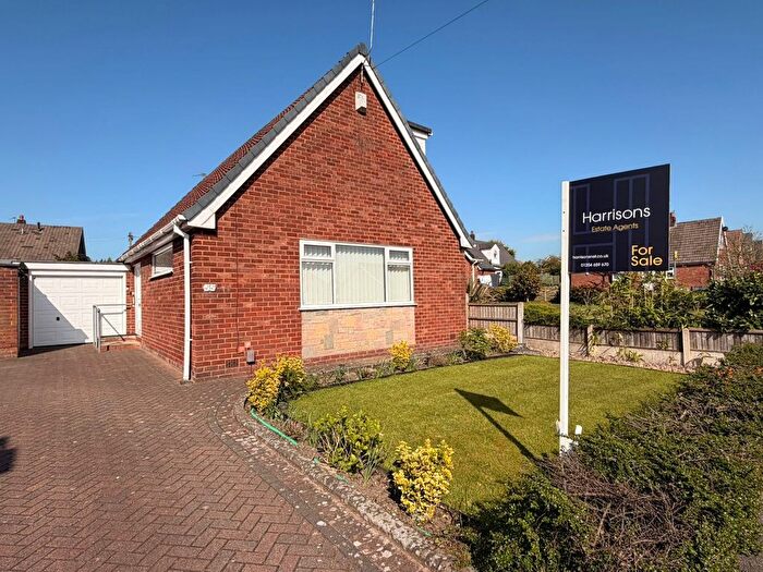 4 Bedroom Link Detached House For Sale In Reynolds Drive, Bolton, Greater Manchester, BL5
