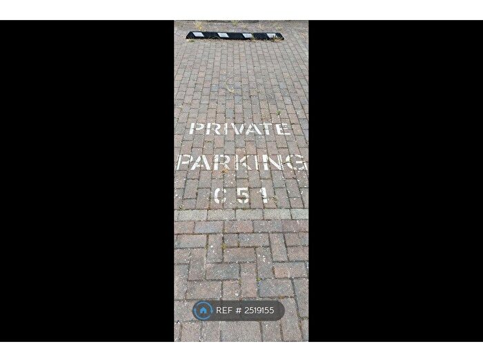 2 Bedroom End Of Terrace House To Rent In Fullerton Avenue, Essex, RM8