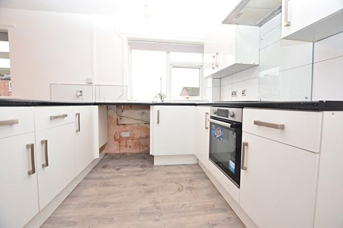 3 Bedroom Property To Rent In Castledine Gardens, Sheffield, S9