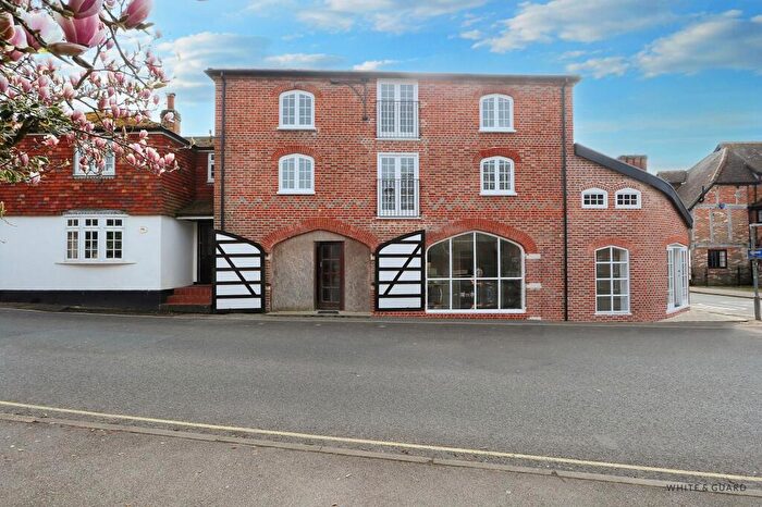 1 Bedroom Apartment For Sale In The Old Granary, Bank Street, SO32