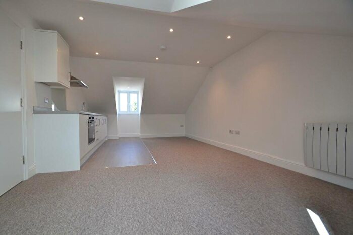 1 Bedroom Flat To Rent In South Street, Bishops Stortford, CM23