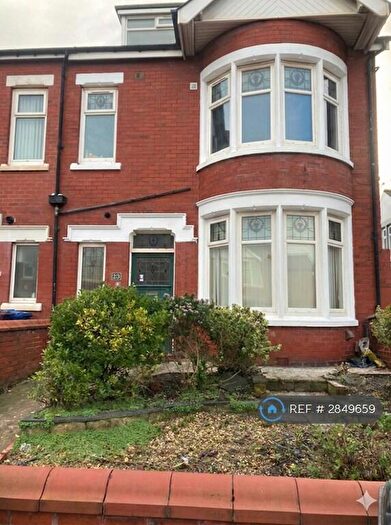 1 Bedroom Flat To Rent In King Edward Avenue, Blackpool, FY2