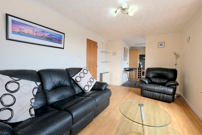 1 Bedroom Flat To Rent In Urquhart Terrace, City Centre, Aberdeen, AB24