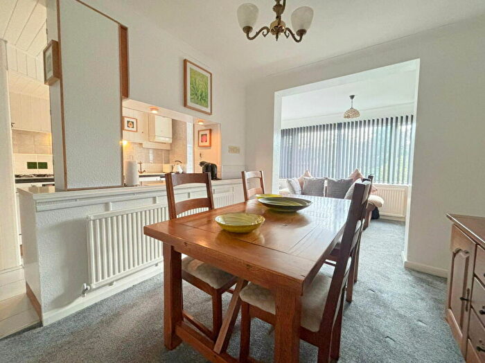 3 Bedroom End Of Terrace House For Sale In Gresham Drive, Chadwell Heath, RM6